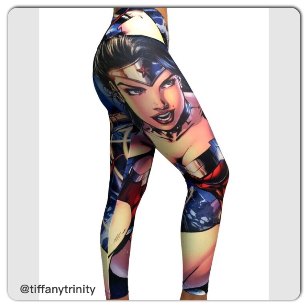 NWT Wonder Woman X Leggings!